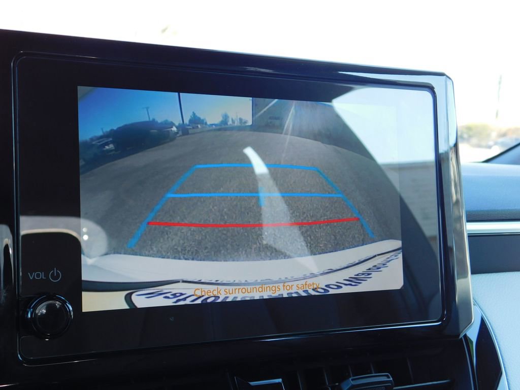 Used 2025 Toyota Corolla SE image 16