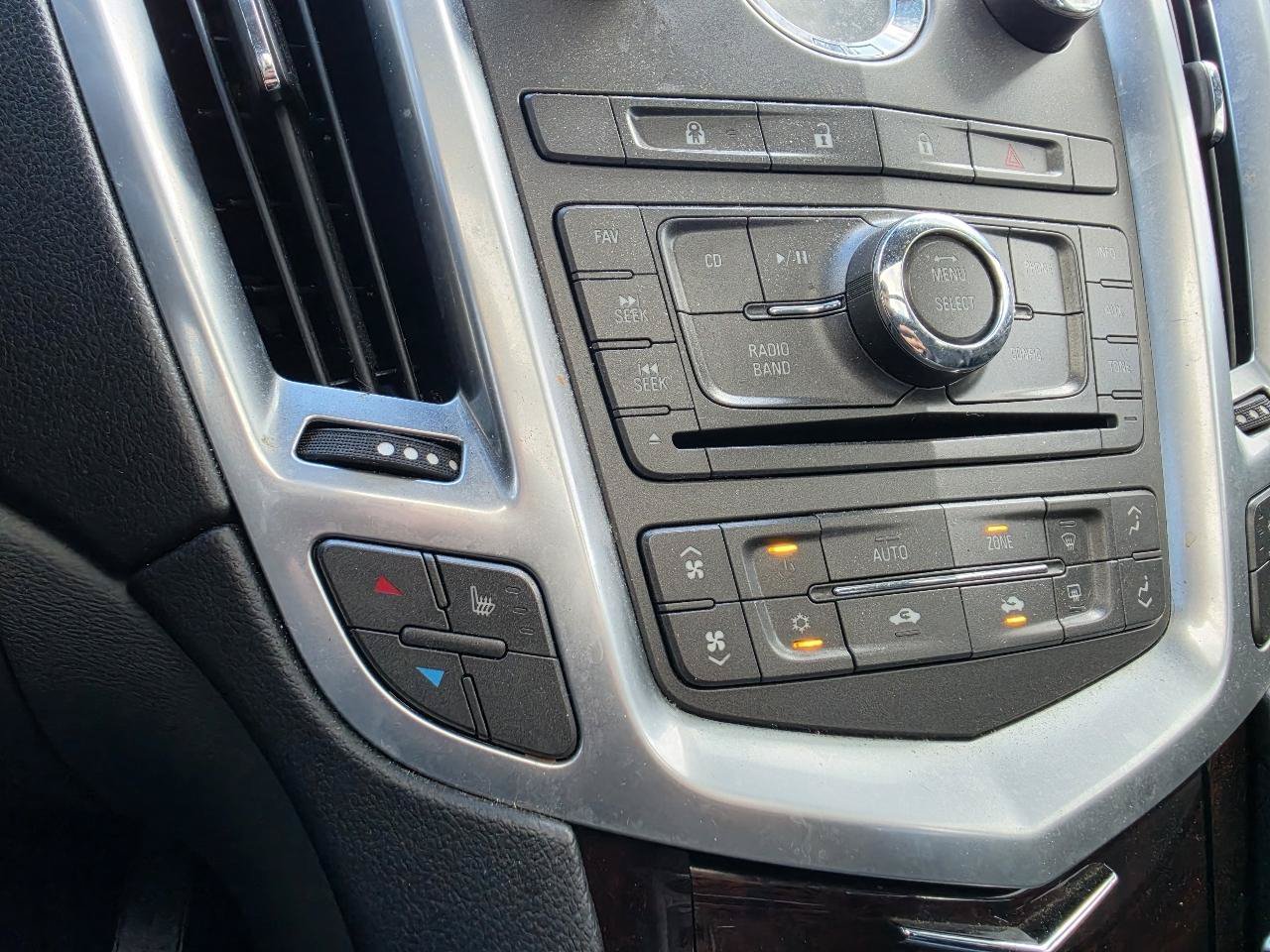 Used 2010 Cadillac SRX Luxury FWD image 18