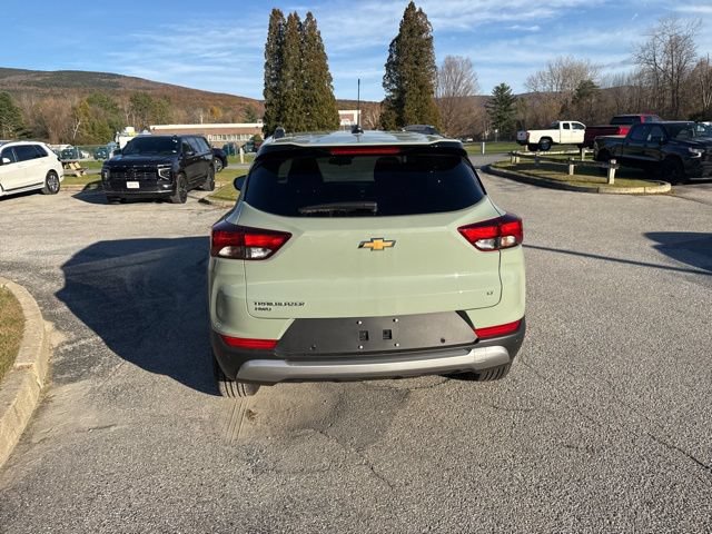New 2026 Chevrolet TrailBlazer LT w/ LT Cold Weather Package AWD/4WD image 18