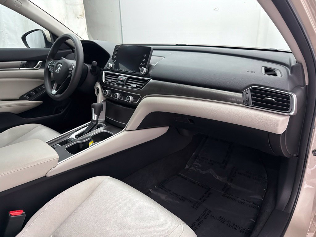 Used 2019 Honda Accord LX image 26