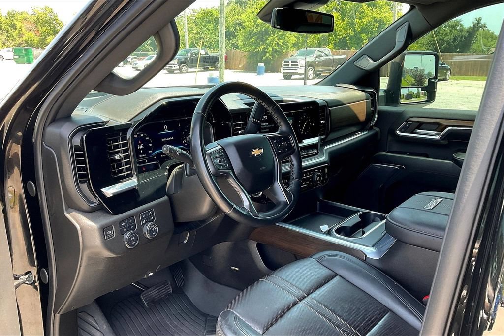 Used 2024 Chevrolet Silverado 2500 High Country AWD/4WD image 8