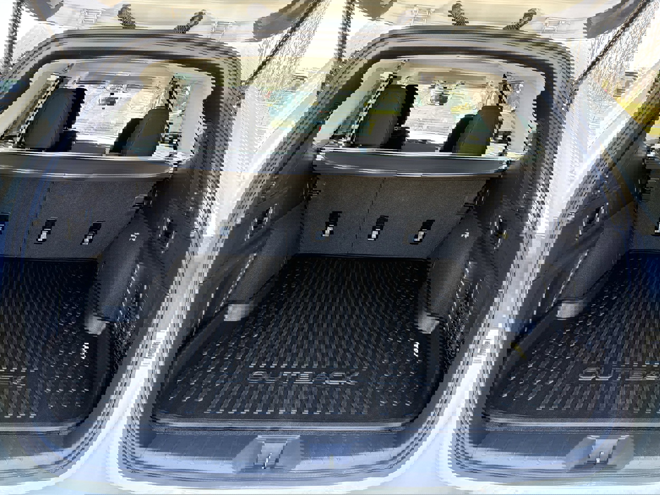 Certified 2025 Subaru Outback Premium image 12