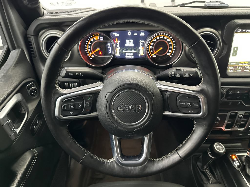 Used 2018 Jeep Wrangler Unlimited Sahara AWD/4WD image 23