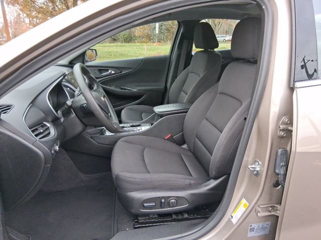 Used 2024 Chevrolet Malibu LT image 12