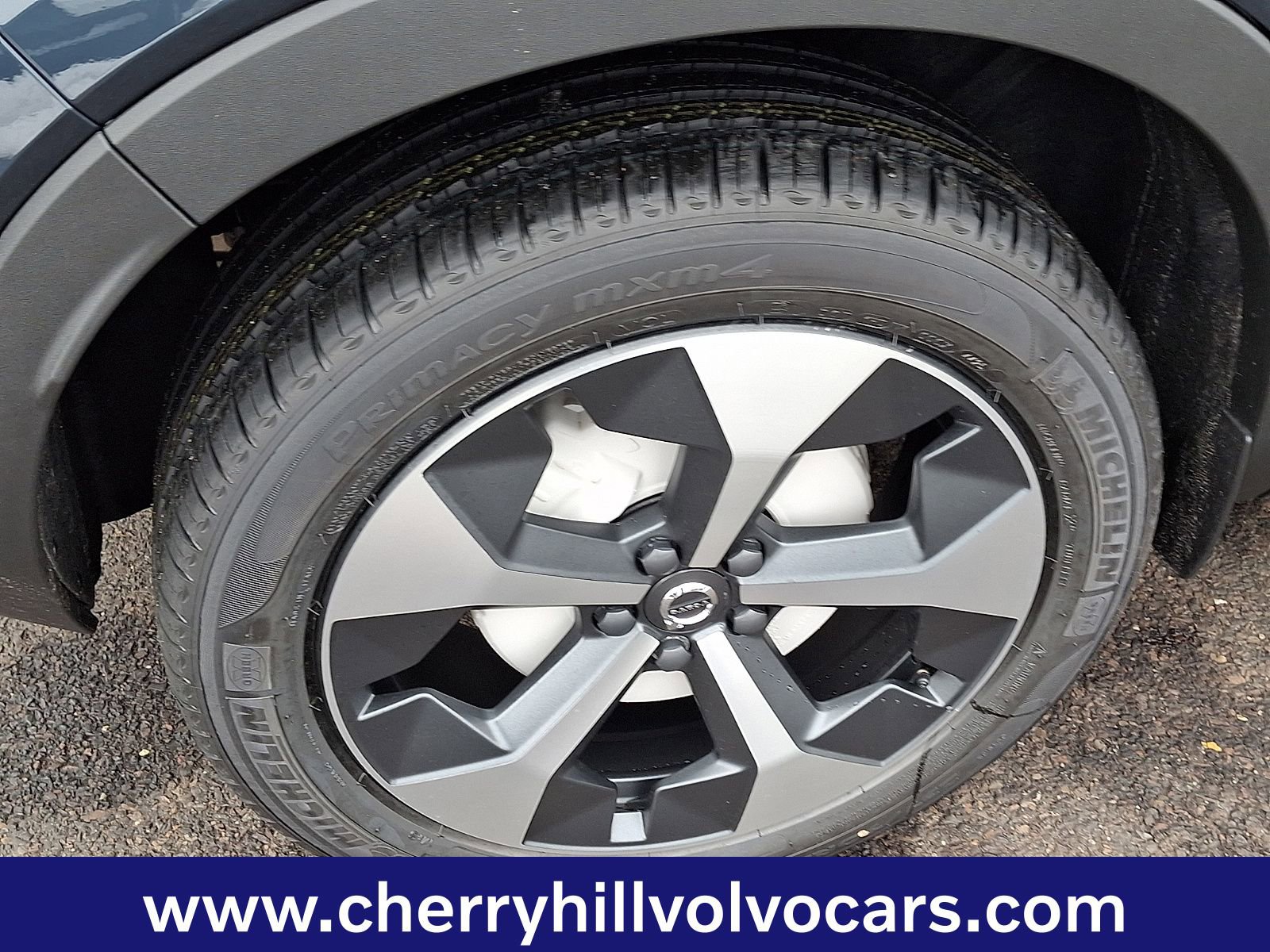 New 2026 Volvo XC40 B5 Core w/ Protection Package Premier image 6