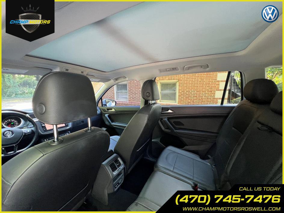 Used 2018 Volkswagen Tiguan SEL image 18