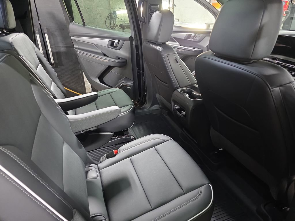 Used 2025 Buick Enclave Preferred w/ Trailering Package, 5000 lbs. image 11