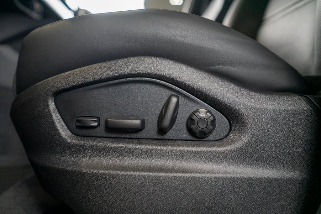 New 2026 Porsche Cayenne GTS image 26