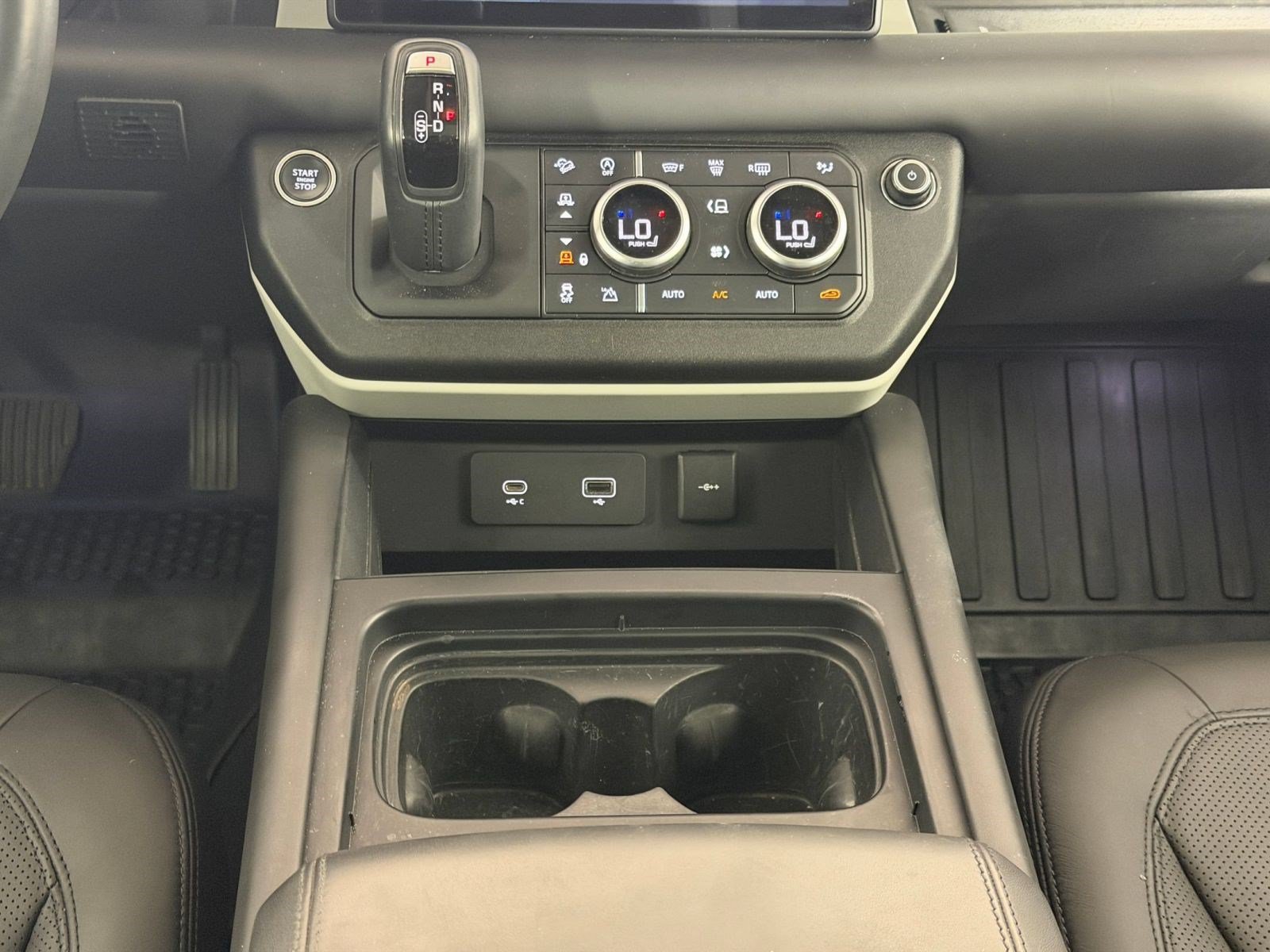 Used 2020 Land Rover Defender 110 S AWD/4WD image 17