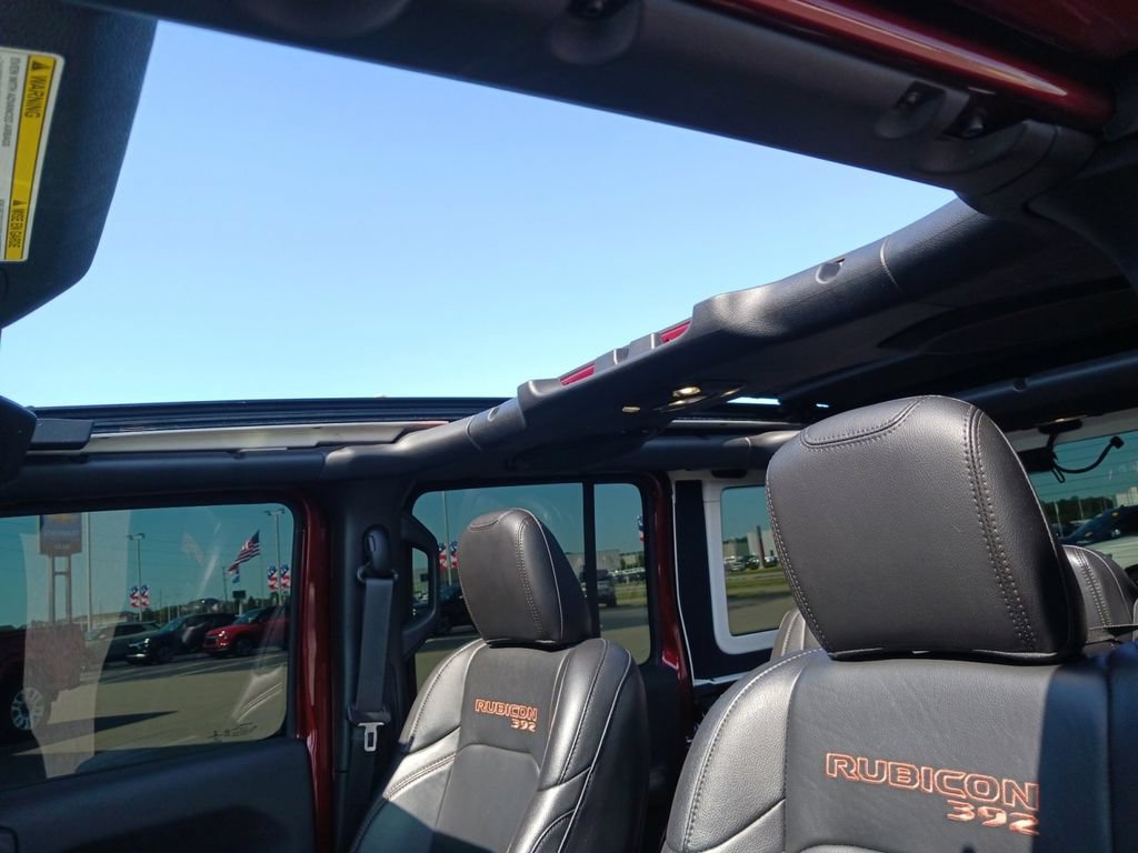 Used 2022 Jeep Wrangler Unlimited Rubicon AWD/4WD image 23