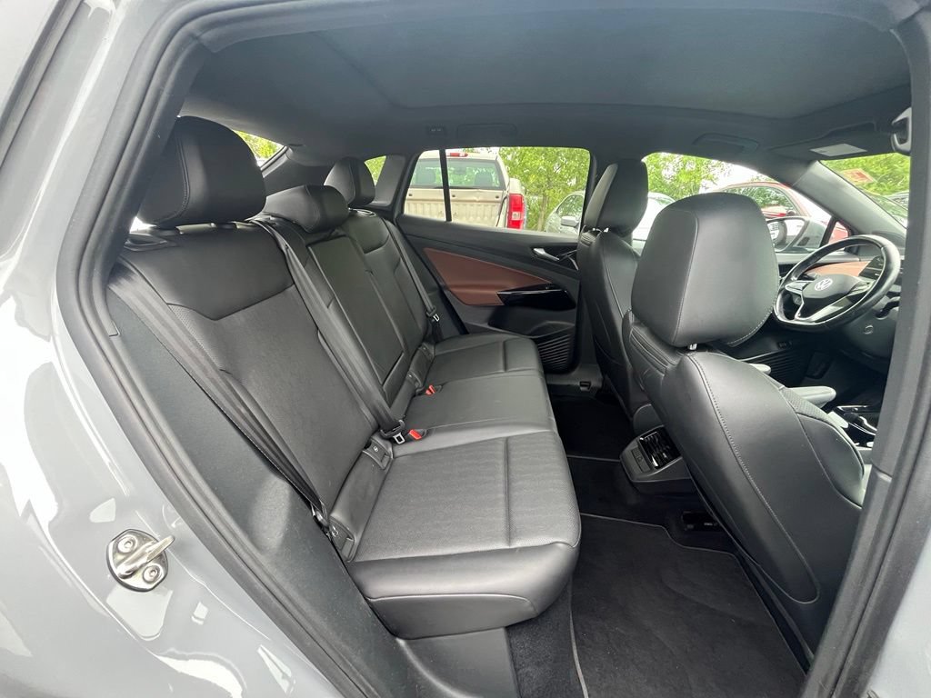 Used 2021 Volkswagen ID.4 Pro S RWD image 24