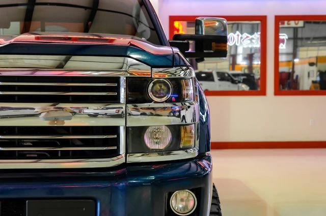 Used 2016 Chevrolet Silverado 2500 High Country w/ Duramax Plus Package AWD/4WD image 50