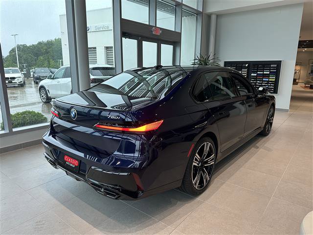 New 2025 BMW 760i xDrive image 6