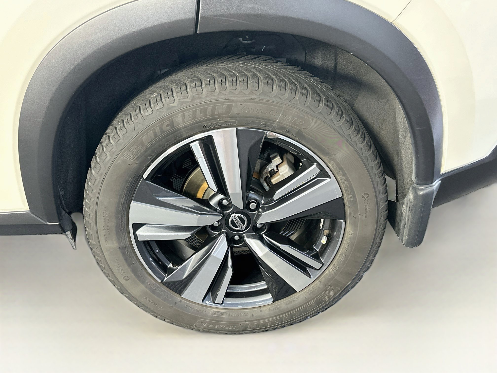 Used 2021 Nissan Rogue SL FWD image 11