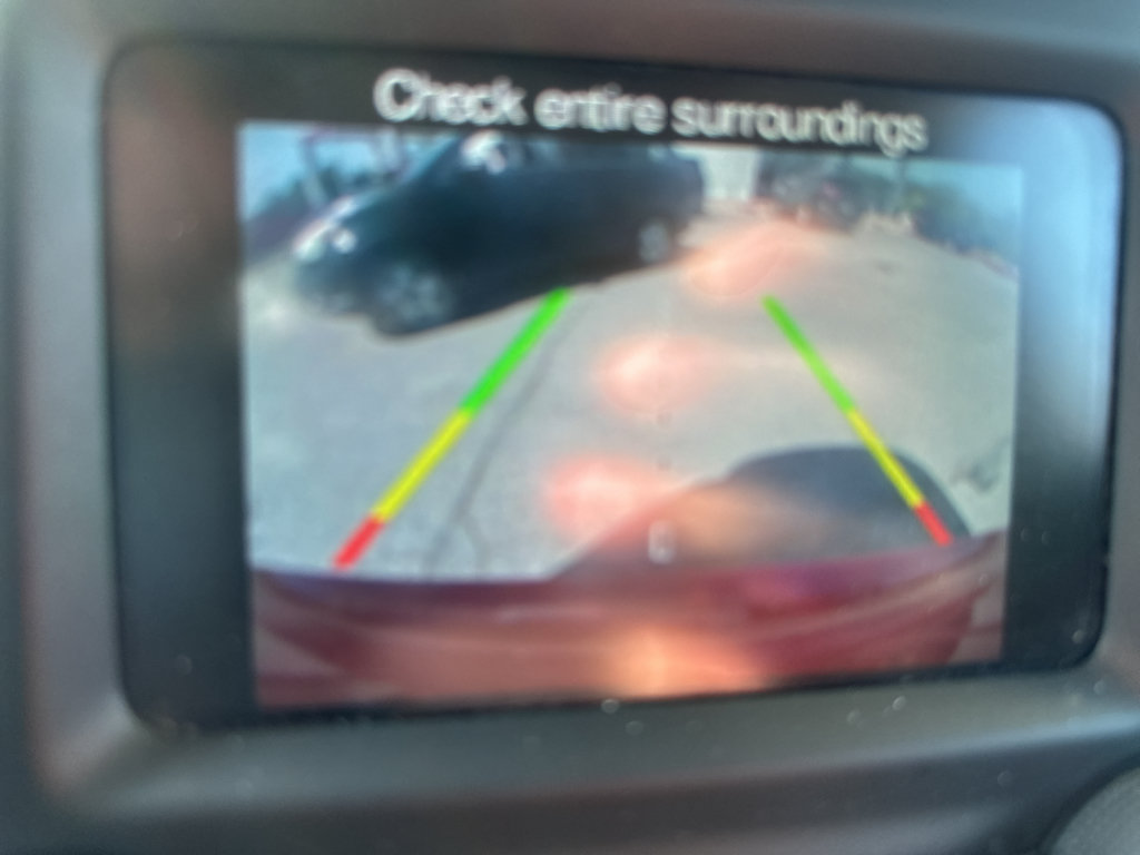 Used 2017 Jeep Renegade Latitude FWD image 6