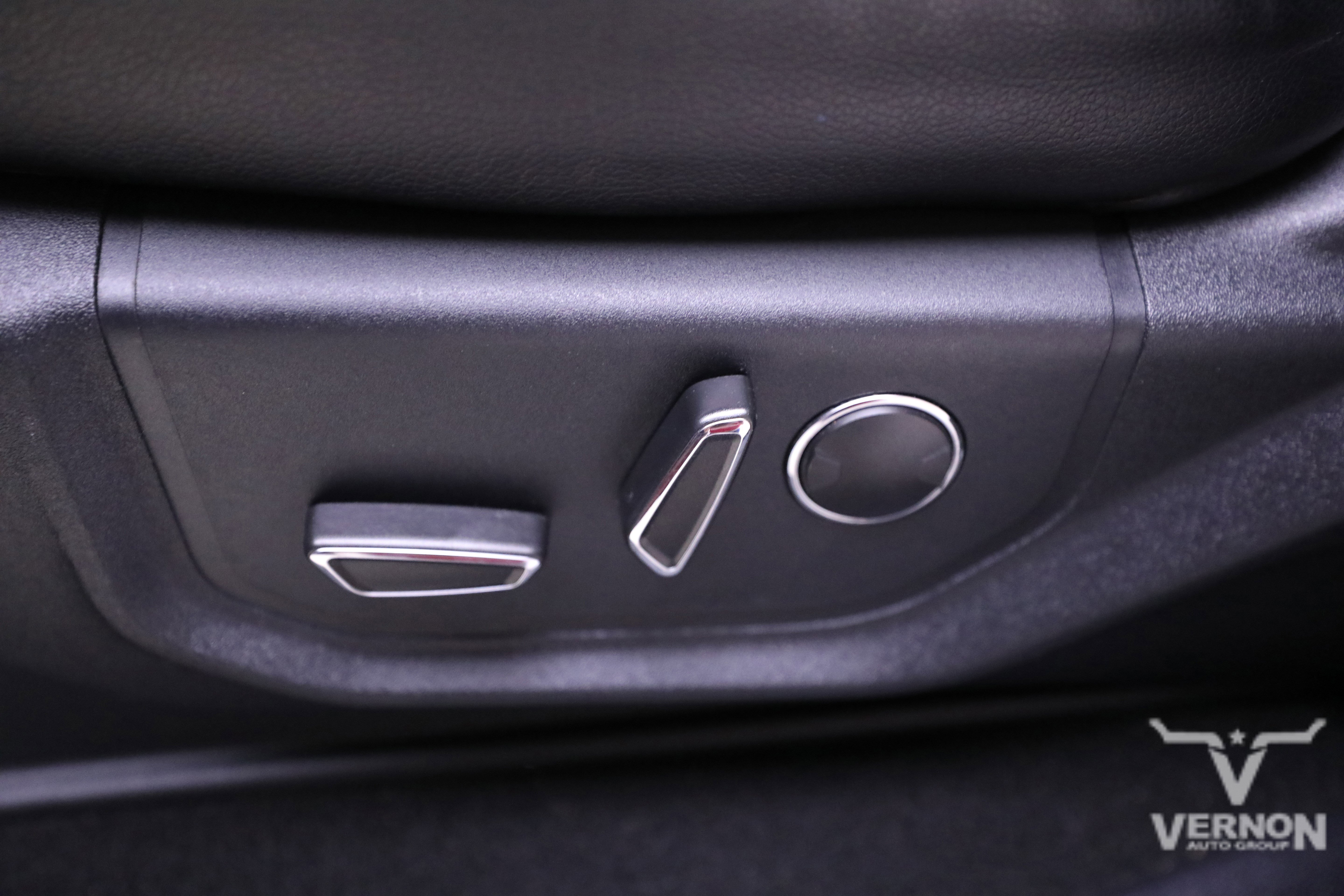 Used 2019 Ford F350 Lariat w/ Lariat Ultimate Package image 14