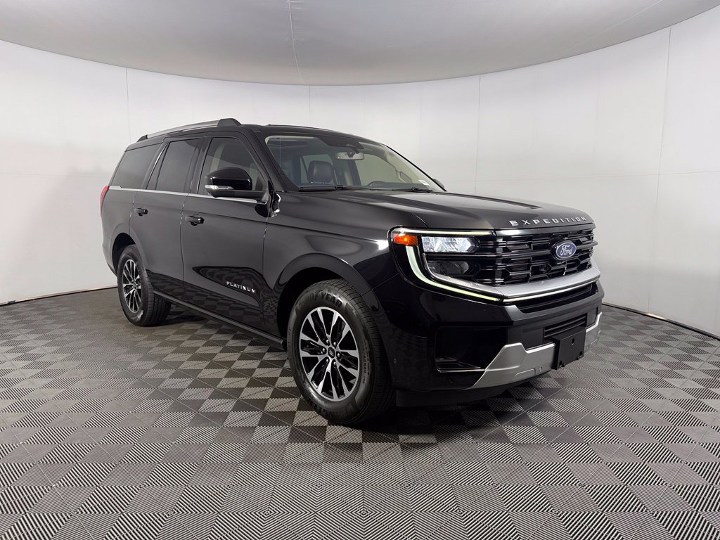Used 2025 Ford Expedition Platinum AWD/4WD image 4