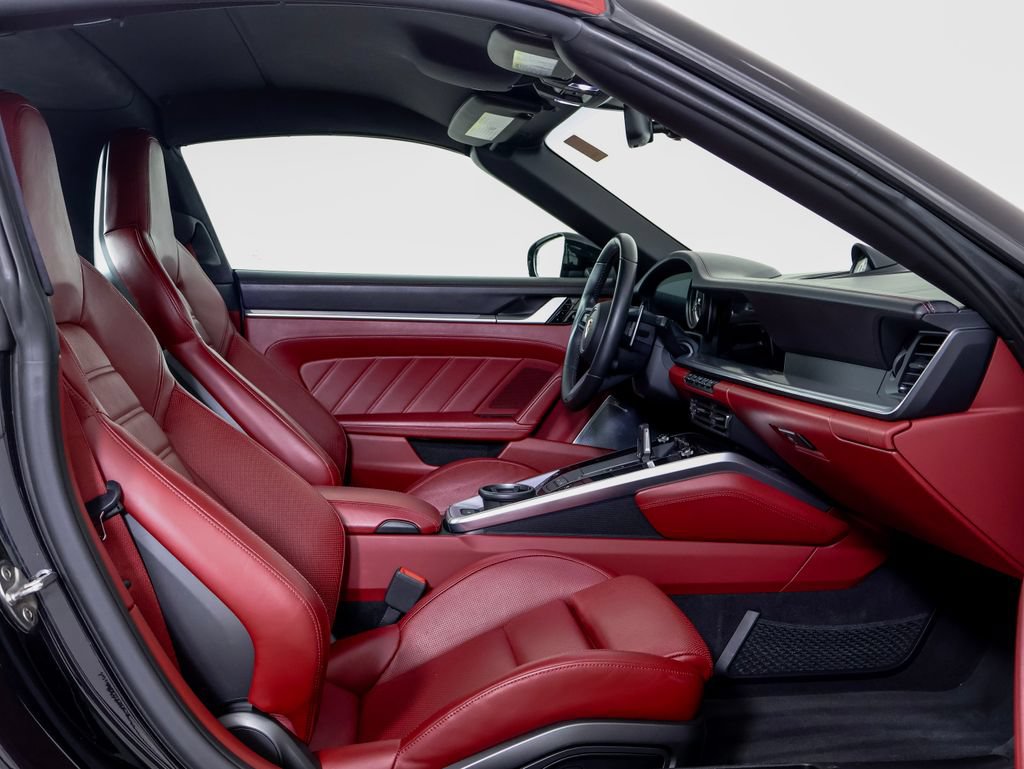 Certified 2021 Porsche 911 Targa 4S AWD/4WD image 7