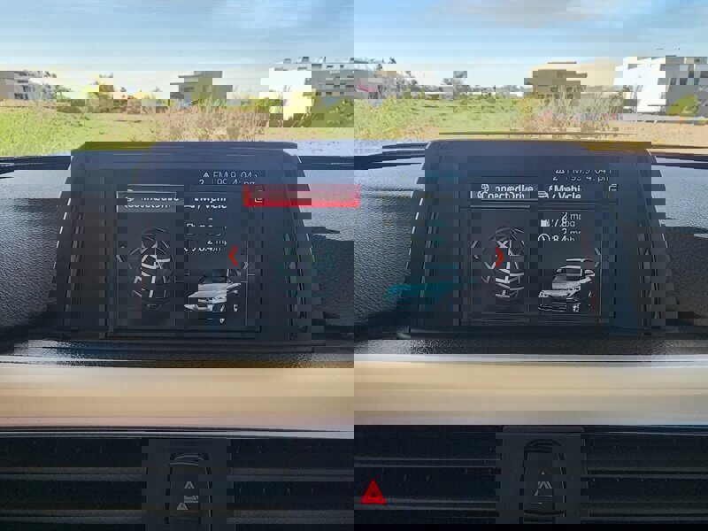 Used 2018 BMW 320i Sedan w/ Convenience Package image 33