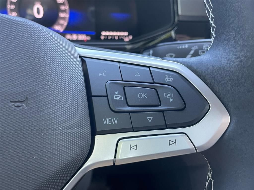 New 2026 Volkswagen Taos S FWD image 19