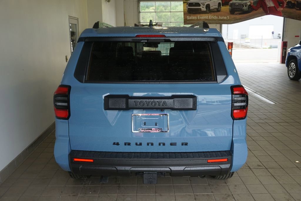 New 2026 Toyota 4Runner SR5 AWD/4WD image 16