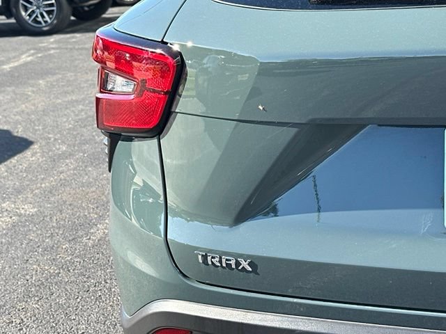 Used 2026 Chevrolet Trax LS FWD image 14