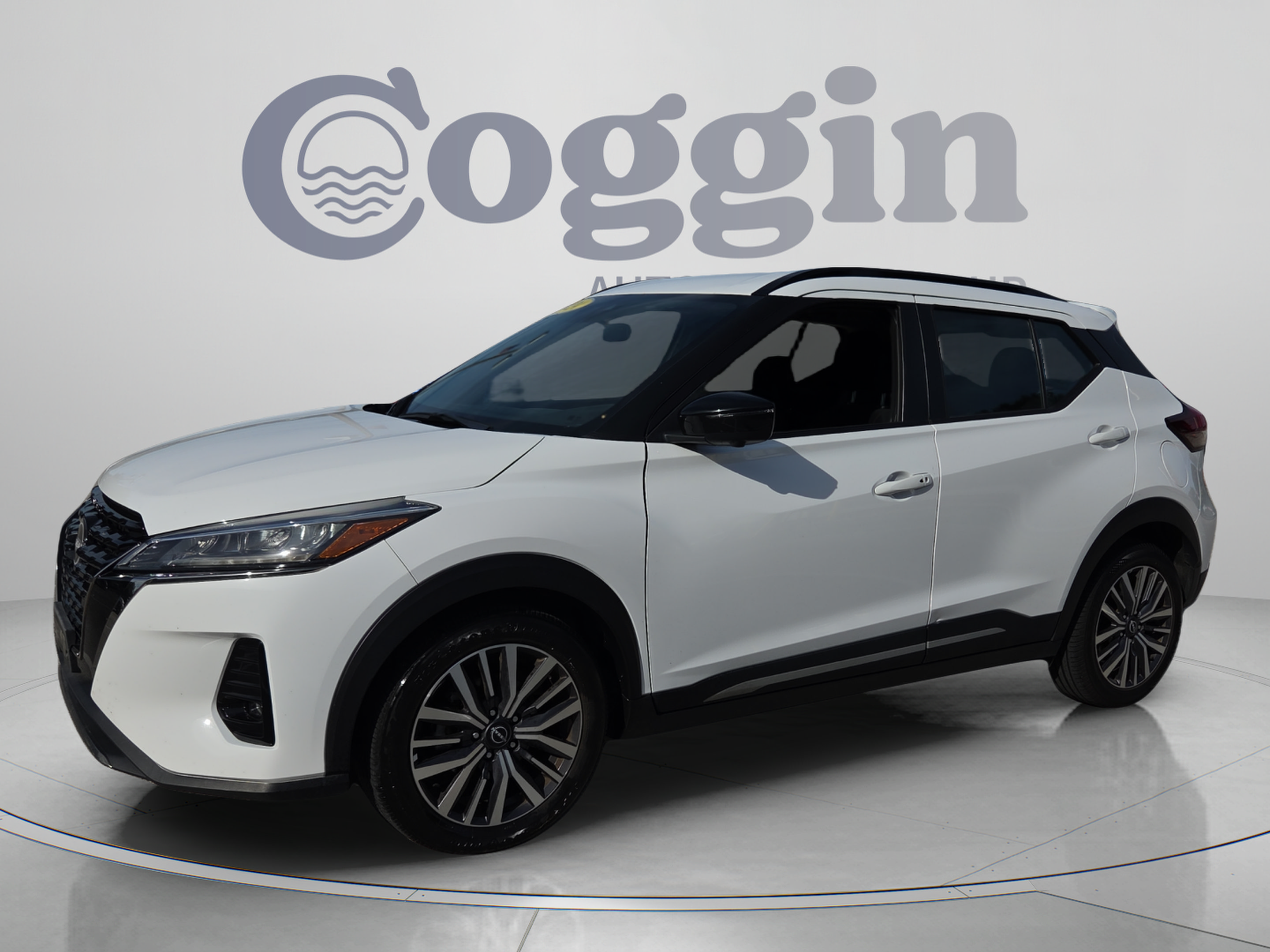 Used 2024 Nissan Kicks SR FWD video 1