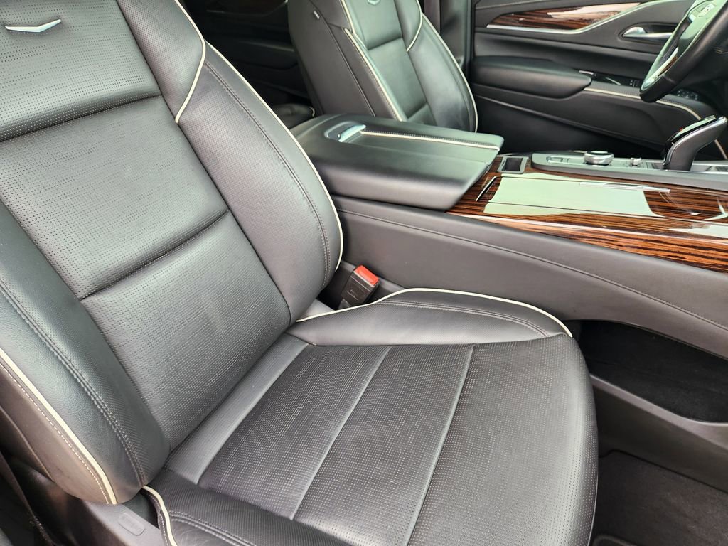 Certified 2021 Cadillac Escalade Premium Luxury image 14