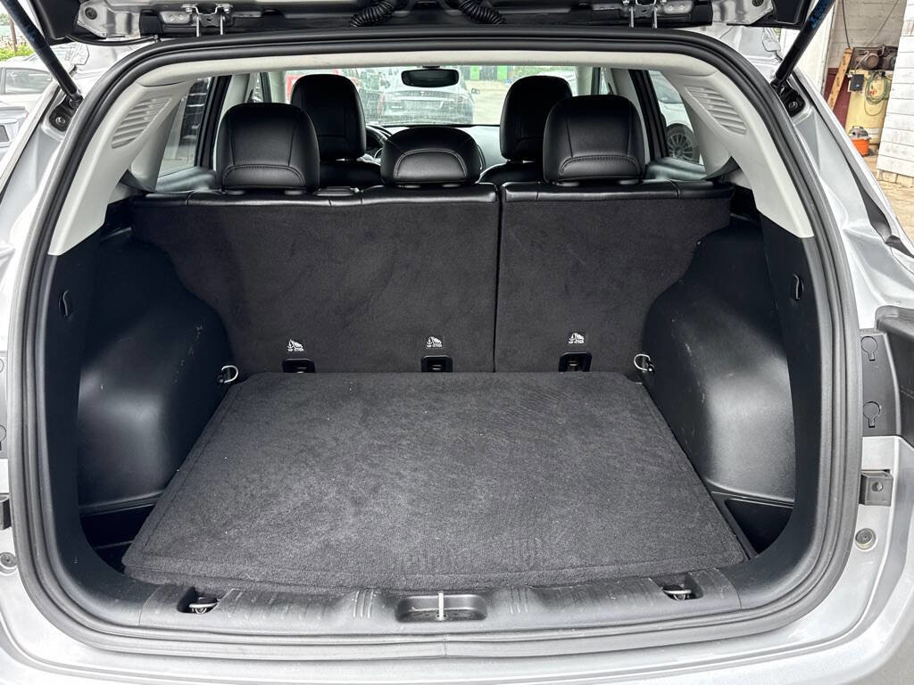 Used 2020 Jeep Compass Latitude w/ Cold Weather Group image 18