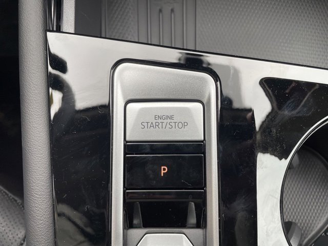 New 2025 Volkswagen Atlas SE image 21