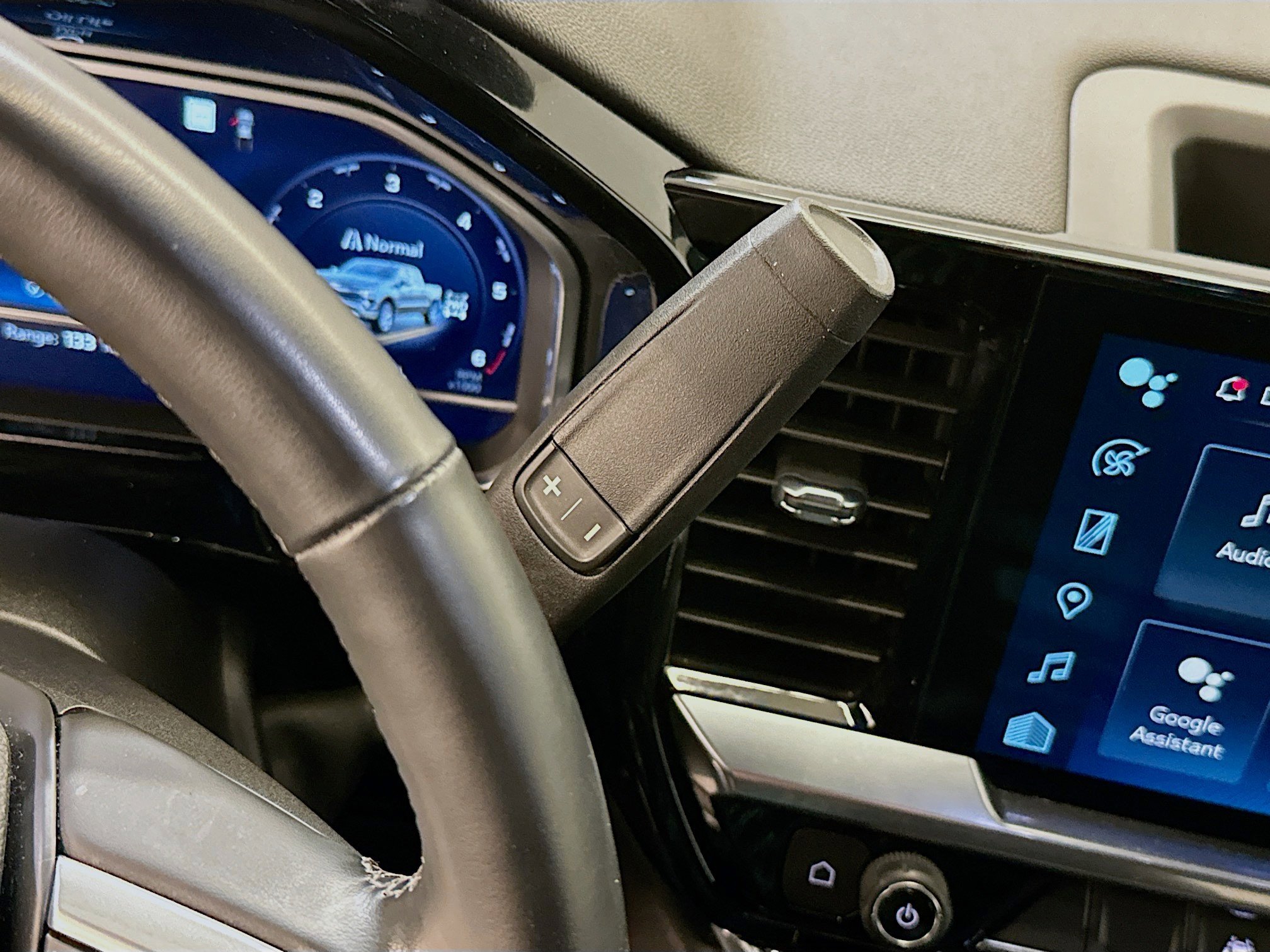 Used 2023 Chevrolet Silverado 1500 LT image 25