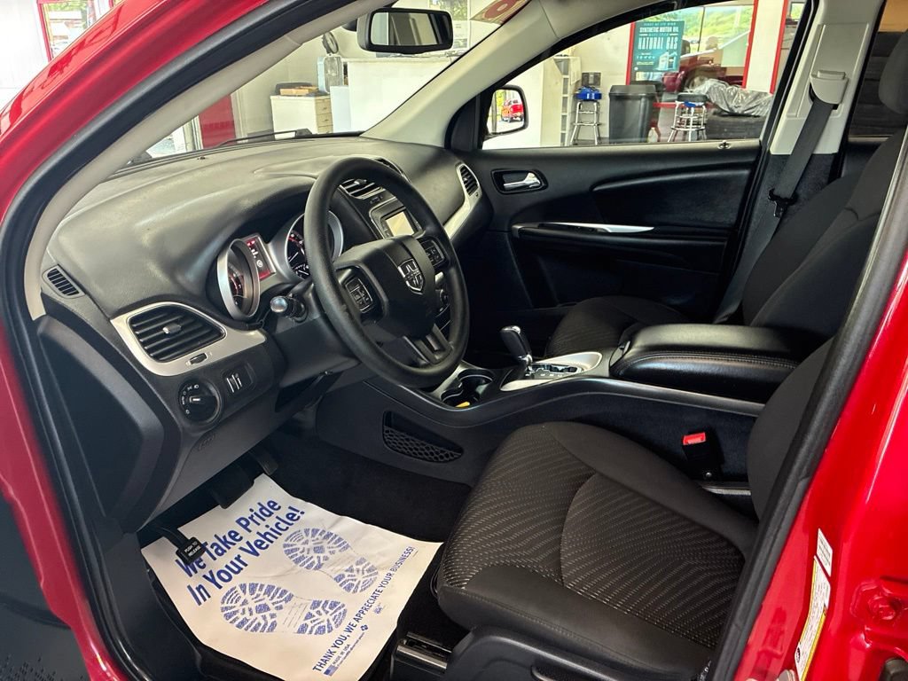 Used 2018 Dodge Journey SE FWD image 6