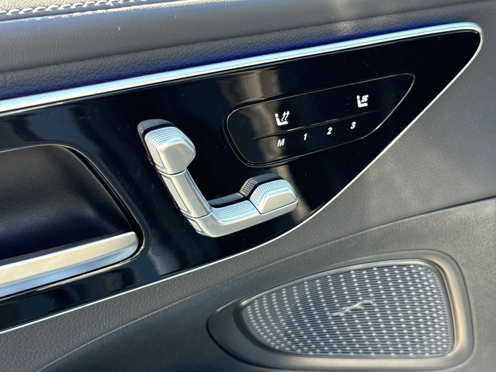 New 2026 Mercedes-Benz C 300 Sedan image 17