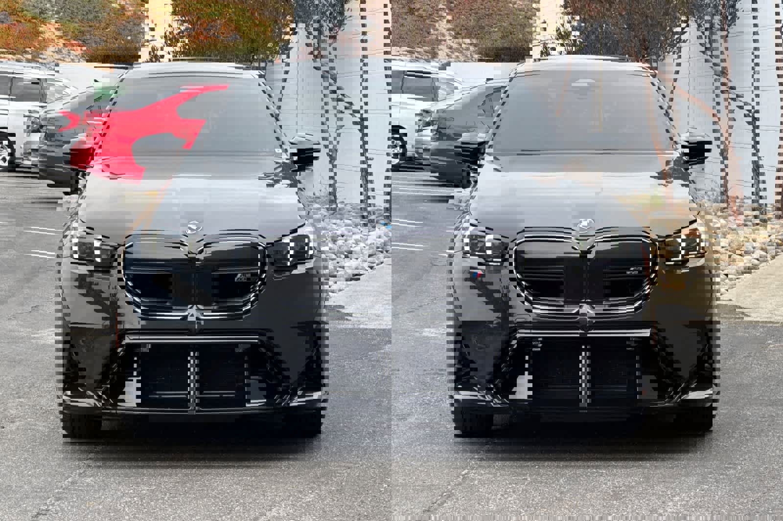 Used 2025 BMW M5 w/ Executive Package image 10