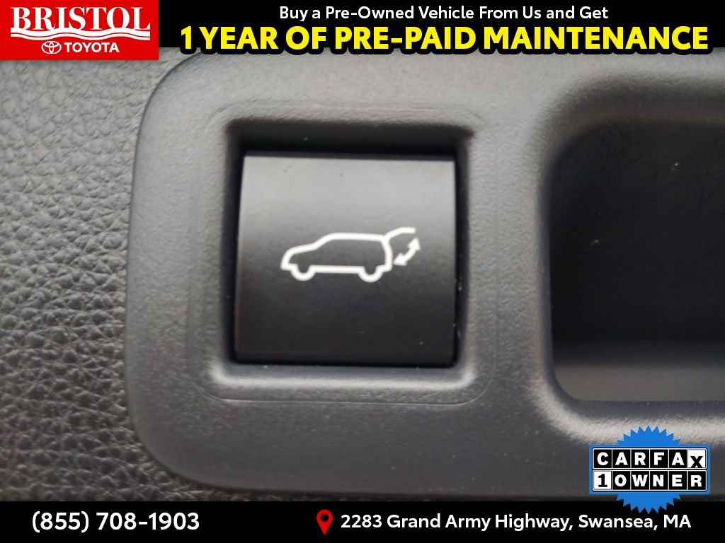 Used 2023 Toyota Highlander AWD image 37