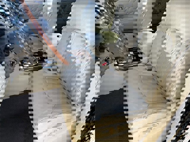 Used 2017 INFINITI QX80 Base w/ Deluxe Technology Package image 21