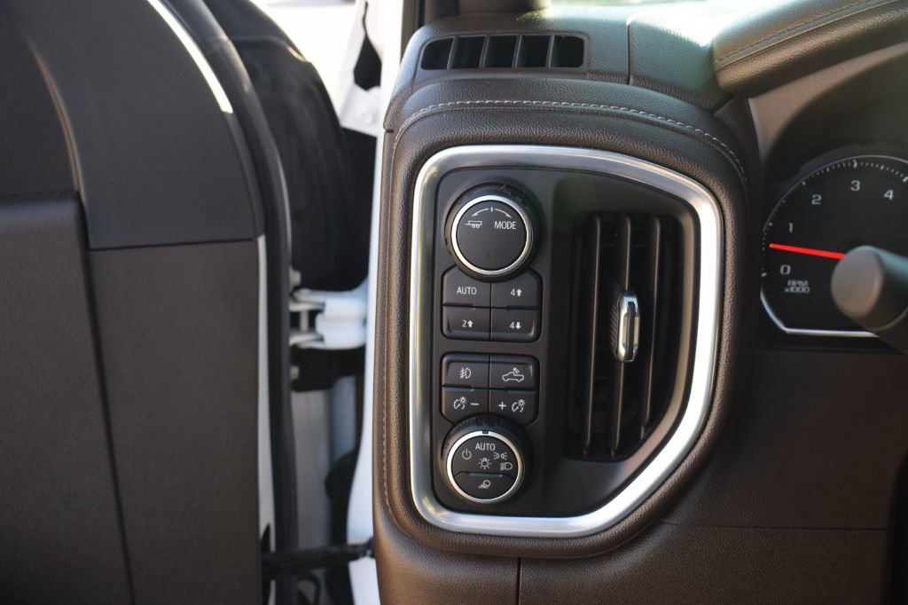 Used 2021 Chevrolet Silverado 2500 LTZ image 19