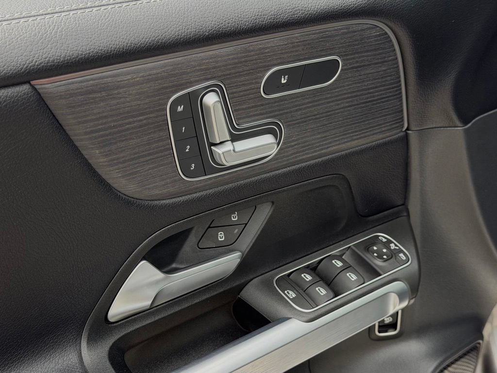 Certified 2026 Mercedes-Benz GLB 250 image 18