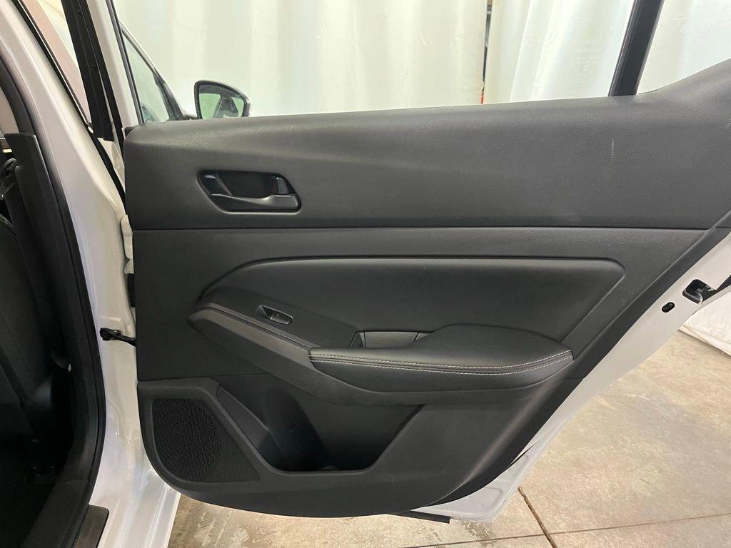 Used 2025 Nissan Altima 2.5 SV w/ SV Special Edition Package AWD/4WD image 24