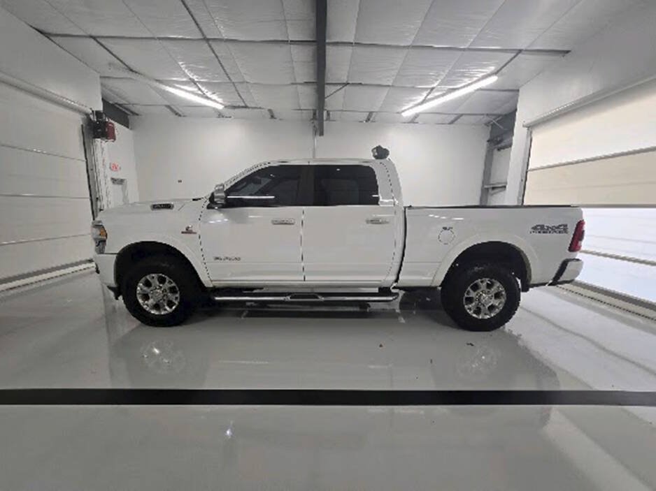 Used 2022 RAM 2500 Laramie AWD/4WD image 4