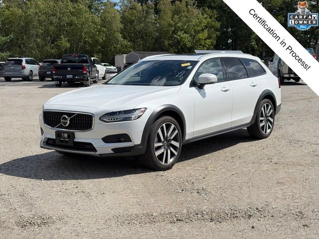 Certified 2025 Volvo V90 B6 Cross Country Ultra AWD/4WD image 1