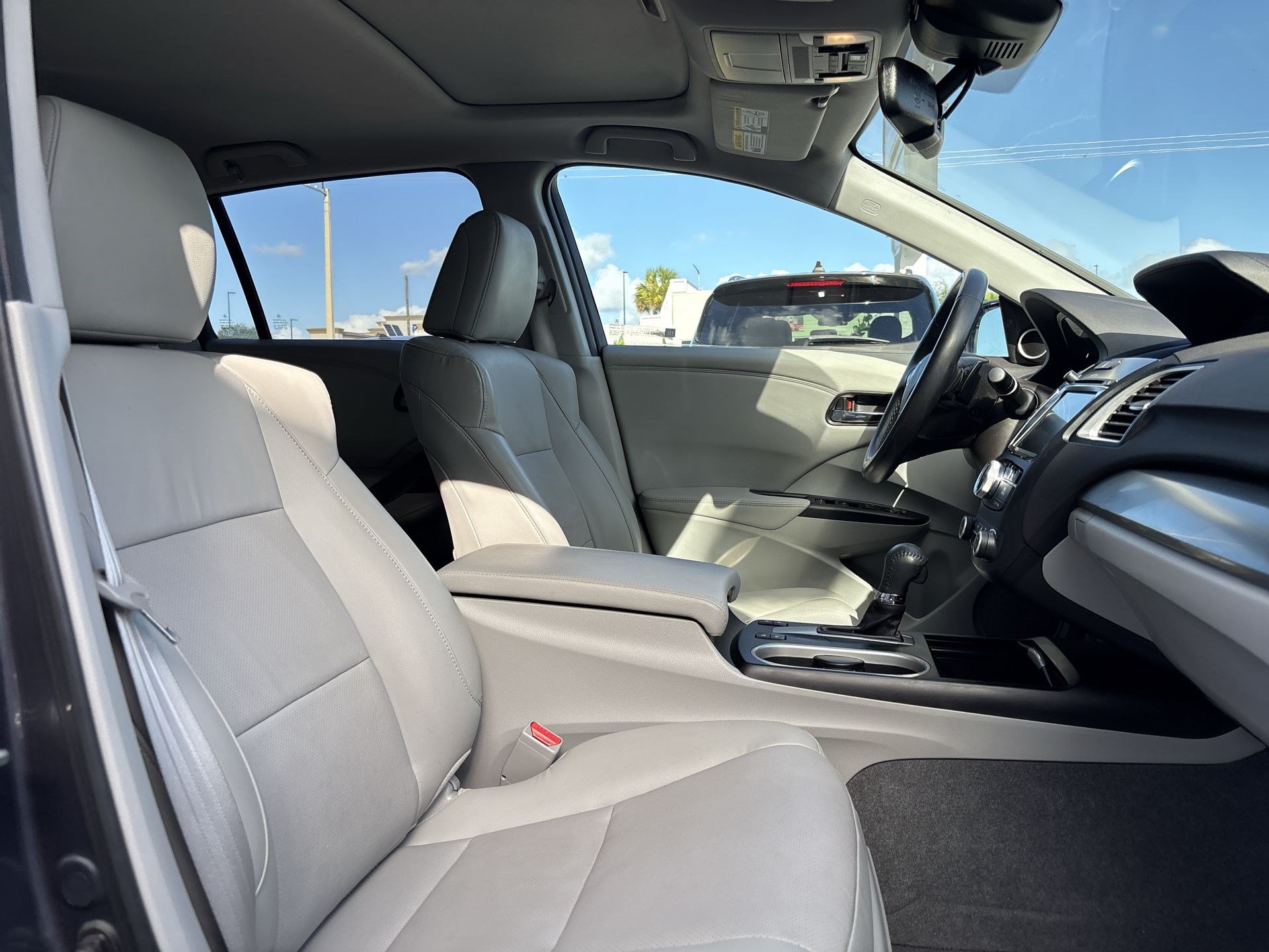 Used 2018 Acura RDX w/ Advance Package FWD image 24