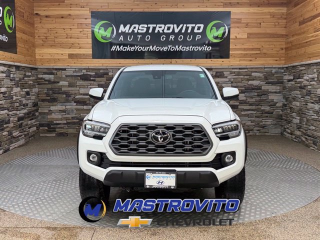 Used 2023 Toyota Tacoma TRD Off-Road AWD/4WD image 1