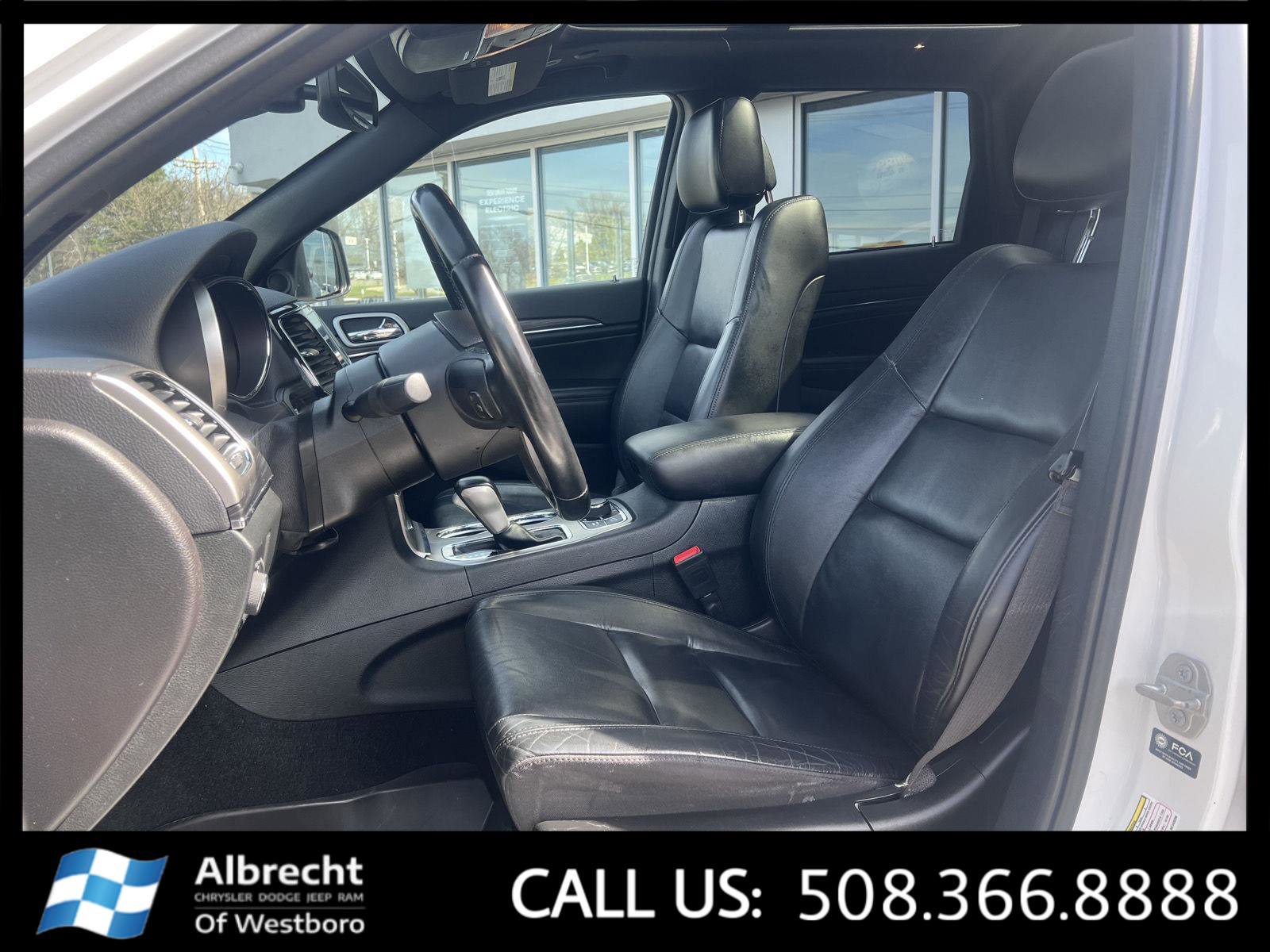 Used 2022 Jeep Grand Cherokee Limited w/ Trailer Tow Group IV image 10