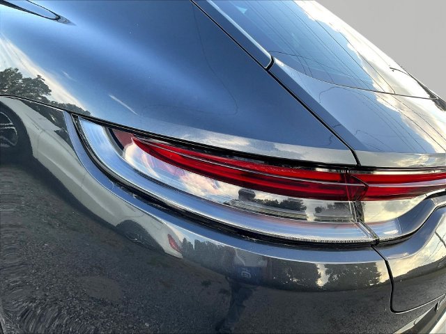 Used 2021 Porsche Panamera RWD image 24