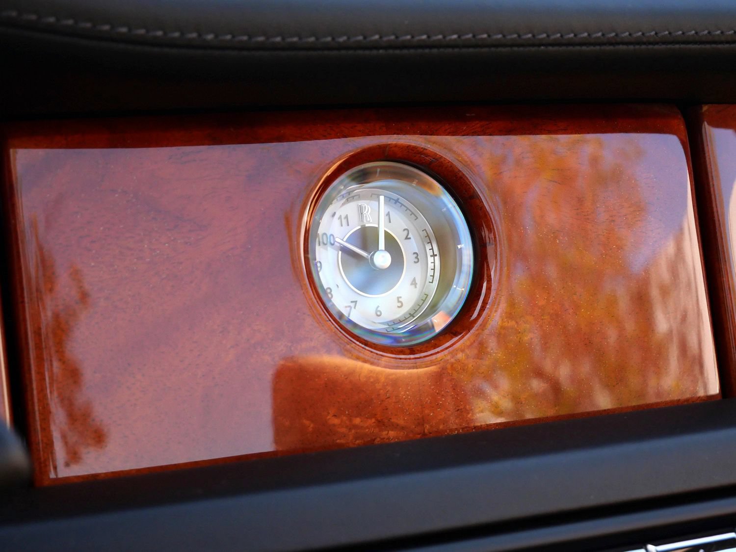 Used 2013 Rolls-Royce Phantom Drophead Coupe RWD image 14
