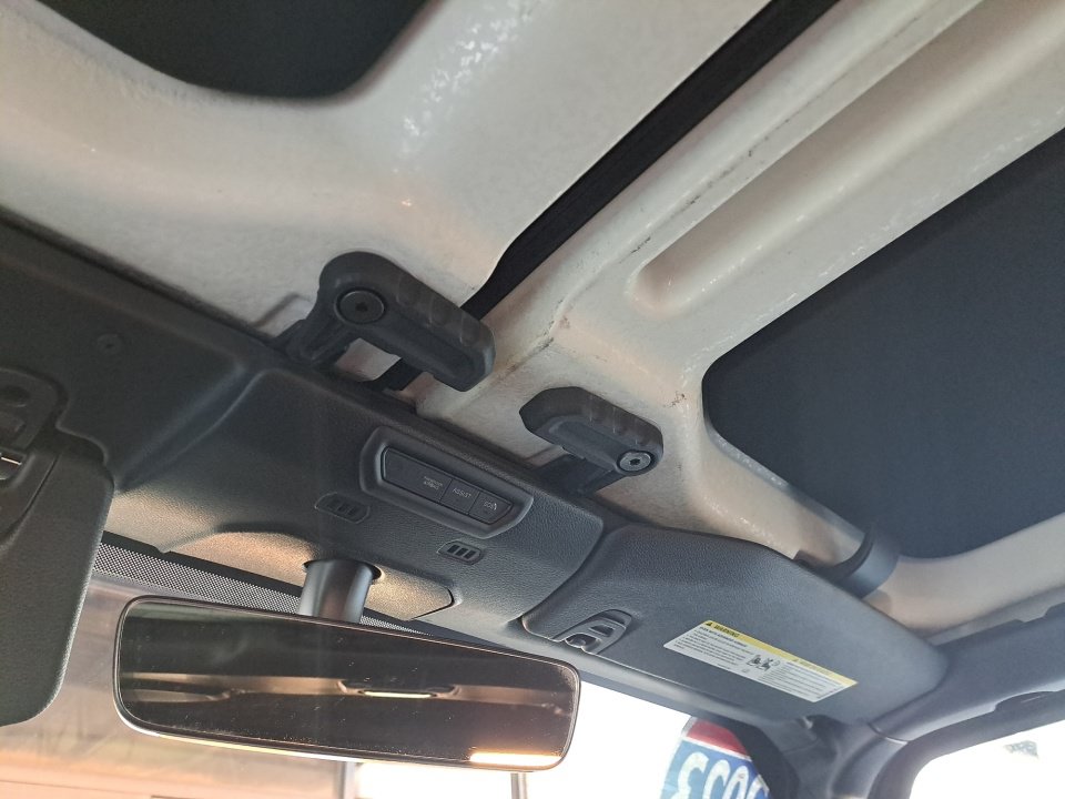 Used 2023 Jeep Gladiator Sport AWD/4WD image 35