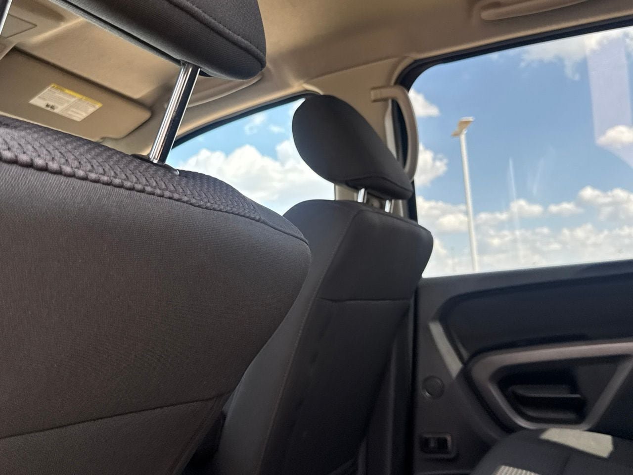 Used 2015 Nissan Titan SV w/ SV Value Truck Package RWD image 37
