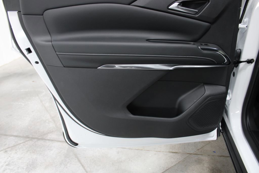 New 2026 Chevrolet Traverse LT image 18