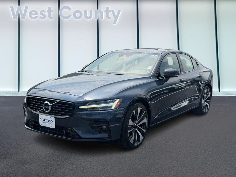 Certified 2022 Volvo S60 B5 Momentum FWD image 9